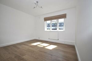 Photo4- click for photo gallery